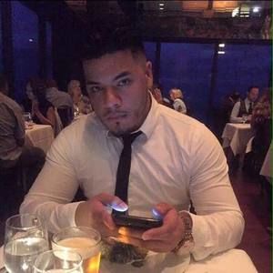 Meet your Posher, Omar